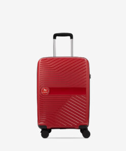 Trolley Cavalinho Cabine Colorful Viagens Otimizadas com Segurança TSA. Leve tudo o que precisa na cabine com o máximo de organização e estilo. Interior com vários bolsos e fitas de compressão. Pega telescópica ajustável, rodas duplas 360º e fecho de combinação TSA integrado para a sua tranquilidade. A sua companheira ideal de voo.