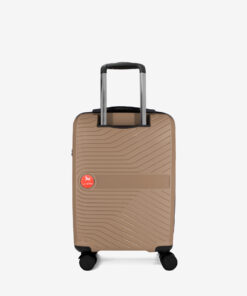 Trolley Cavalinho Cabine Colorful Viagens Otimizadas com Segurança TSA. Leve tudo o que precisa na cabine com o máximo de organização e estilo. Interior com vários bolsos e fitas de compressão. Pega telescópica ajustável, rodas duplas 360º e fecho de combinação TSA integrado para a sua tranquilidade. A sua companheira ideal de voo.