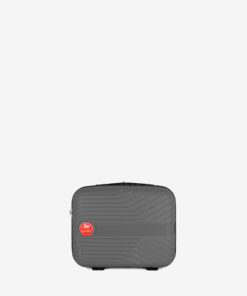 Necessaire Cavalinho Colorful Organização e Segurança. Leve seus essenciais com estilo e praticidade. Design compacto, interior forrado com divisória e elásticos cruzados para máxima organização. Ideal para cosméticos, higiene pessoal e joias. Durável e fácil de transportar.