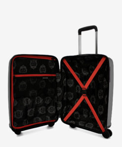 Trolley Cavalinho Cabine Colorful Viagens Otimizadas com Segurança TSA. Leve tudo o que precisa na cabine com o máximo de organização e estilo. Interior com vários bolsos e fitas de compressão. Pega telescópica ajustável, rodas duplas 360º e fecho de combinação TSA integrado para a sua tranquilidade. A sua companheira ideal de voo.