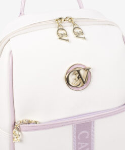 Mochila Cavalinho Dear Me Ideal para a mulher que procura um acessório prático e elegante, esta mochila combina design moderno com a qualidade inconfundível da marca. Perfeita para o dia a dia na cidade, para um passeio ou para adicionar um toque de estilo distinto ao seu look casual-chique.