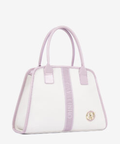 Mala Mão Cavalinho Dear Me Com um formato estruturado é ideal para organizar os seus essenciais com elegância e de forma prática. Esta mala combina design clássico com detalhes contemporâneos sendo o acessório perfeito para realçar qualquer um dos seus looks, do profissional ao casual chique.