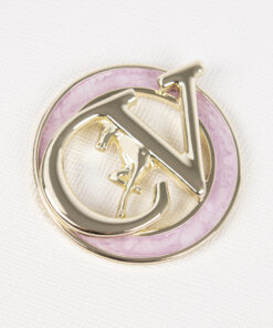 Mala Mão Cavalinho Dear Me Descubra a mala de mão tipo saco Cavalinho que simplifica o seu dia. Carregue tudo o que precisa com espaço e estilo, mantendo o fácil acesso aos seus pertences.