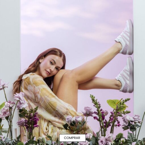 Sapatilha Cavalinho Dear Me
As novas sapatilhas Dear Me da Cavalinho unem a tendência athleisure à usabilidade extrema. Ideais para mulheres que não abdicam da moda urbana nem do bem-estar em cada passo. O toque de moda que faltava no seu guarda-roupa.