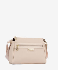 Mala Tiracolo Cavalinho La Vie Leve tudo o que precisa com esta mala de tiracolo elegante. Organize o essencial e mantenha as mãos livres com conforto e segurança. Ideal para manter os seus essenciais organizados e acessíveis. Este modelo tiracolo é perfeito para passeios e encontros casuais. Desfrute de conforto e estilo em cada saída. Adicione um toque de charme aos seus outfits.