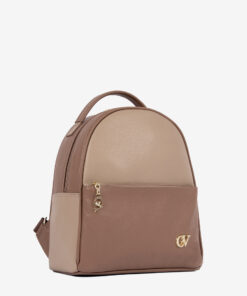 Mochila Cavalinho Signature Ideal para a mulher que procura um acessório prático e elegante, esta mochila combina design moderno com a qualidade inconfundível da marca. Perfeita para o dia a dia na cidade, para um passeio ou para adicionar um toque de estilo distinto ao seu look casual-chique.