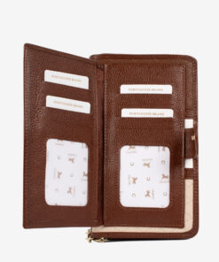 Carteira Cavalinho Sublime O acessório de moda que faltava! Carteira para documentos, tamanho grande. Design seguro e prático, garantindo proteção para tudo o que precisa. O seu estilo nunca foi tão prático!