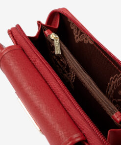 Carteira Cavalinho La Vie O acessório de moda que faltava! Carteira para documentos, tamanho médio. Design seguro e prático, garantindo proteção para tudo o que precisa. O seu estilo nunca foi tão prático!