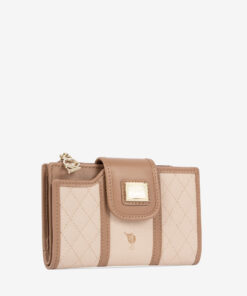 Carteira Cavalinho Di Cavallo O acessório de moda que faltava! Carteira para documentos, tamanho médio. Design seguro e prático, garantindo proteção para tudo o que precisa. O seu estilo nunca foi tão prático!