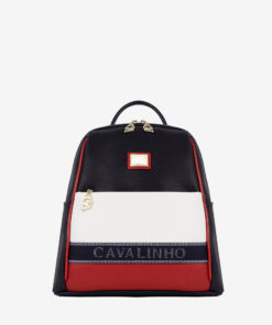 Mochila Only By Cavalinho Ideal para a mulher que procura um acessório prático e elegante. Esta mochila combina design moderno com a qualidade inconfundível da marca. Perfeita para o dia a dia na cidade, para um passeio ou para adicionar um toque de estilo distinto ao seu look casual-chique.