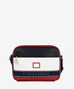 Mala Tiracolo Only By Cavalinho Leve tudo o que precisa com esta mala de tiracolo elegante. Organize o essencial e mantenha as mãos livres com conforto e segurança. Ideal para manter os seus essenciais organizados e acessíveis. Este modelo tiracolo é perfeito para passeios e encontros casuais. Desfrute de conforto e estilo em cada saída. Adicione um toque de charme aos seus outfits.