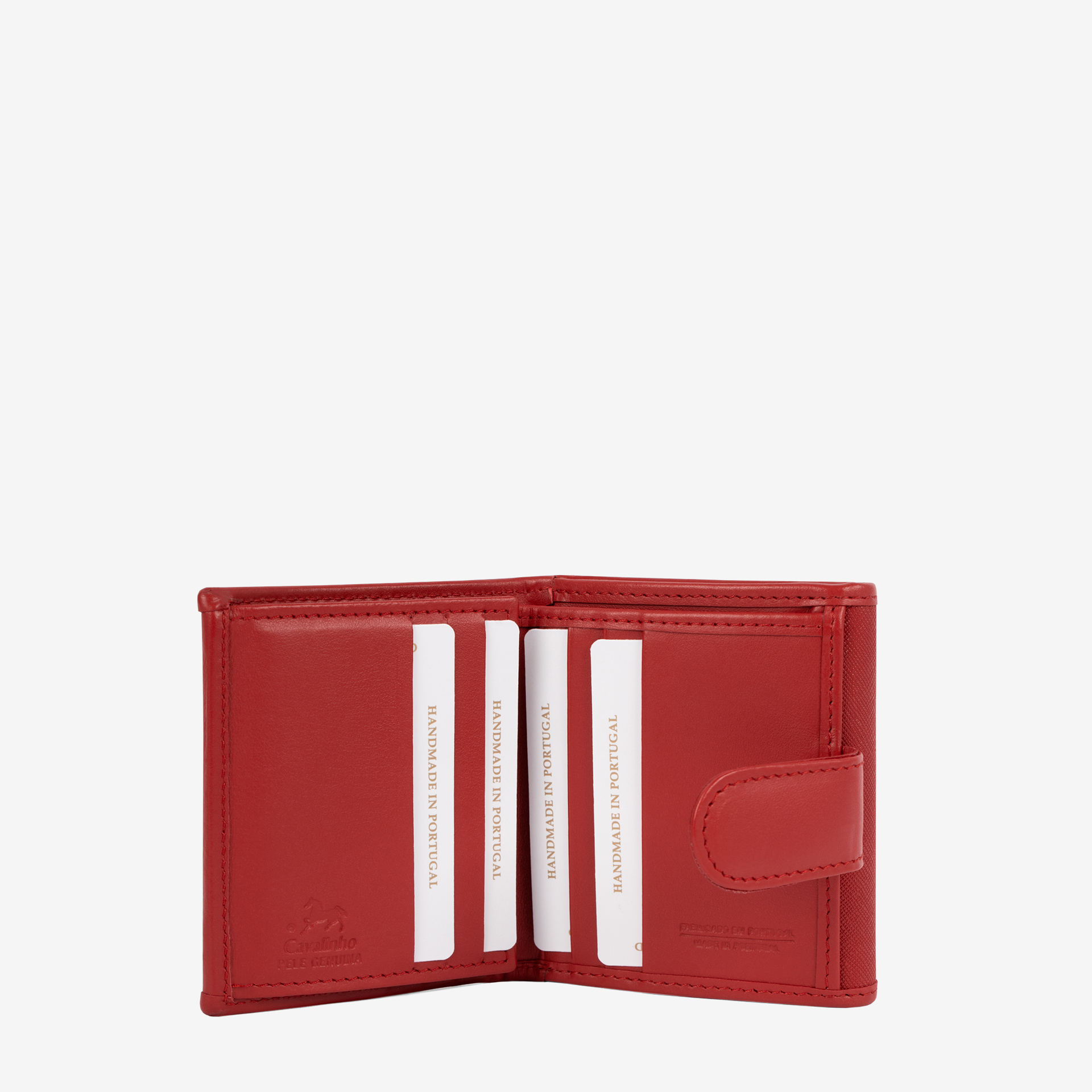 Carteira Cavalinho La Vie Carteira para documentos, tamanho pequeno. Design seguro e prático, garantindo proteção para tudo o que precisa. O modelo mini que surpreende no espaço! Compacta por fora, mas perfeitamente organizada por dentro.