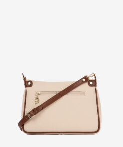 Mala Tiracolo Cavalinho Sublime Leve tudo o que precisa com esta mala de tiracolo elegante. Organize o essencial e mantenha as mãos livres com conforto e segurança. Ideal para manter os seus essenciais organizados e acessíveis. Este modelo tiracolo é perfeito para passeios e encontros casuais. Desfrute de conforto e estilo em cada saída. Adicione um toque de charme aos seus outfits.