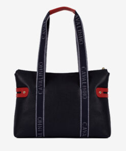 Mala Ombro Only By Cavalinho Encontre a sua shopper bag Cavalinho favorita! Leve tudo o que precisa e organize a sua vida com esta mala de ombro. Combine o estilo icónico da marca com a máxima usabilidade. Viva o seu dia com elegância.