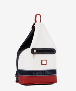 Mochila Only By Cavalinho Ideal para a mulher que procura um acessório prático e elegante. Esta mochila combina design moderno com a qualidade inconfundível da marca. Perfeita para o dia a dia na cidade, para um passeio ou para adicionar um toque de estilo distinto ao seu look casual-chique.