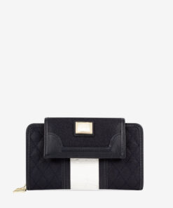 Carteira Cavalinho Sublime O acessório de moda que faltava! Carteira para documentos, tamanho médio. Design seguro e prático, garantindo proteção para tudo o que precisa. O seu estilo nunca foi tão prático!