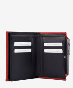 Carteira Horse By Cavalinho O acessório de moda que faltava! Carteira para documentos, tamanho médio. Design seguro e prático, garantindo proteção para tudo o que precisa. O seu estilo nunca foi tão prático!