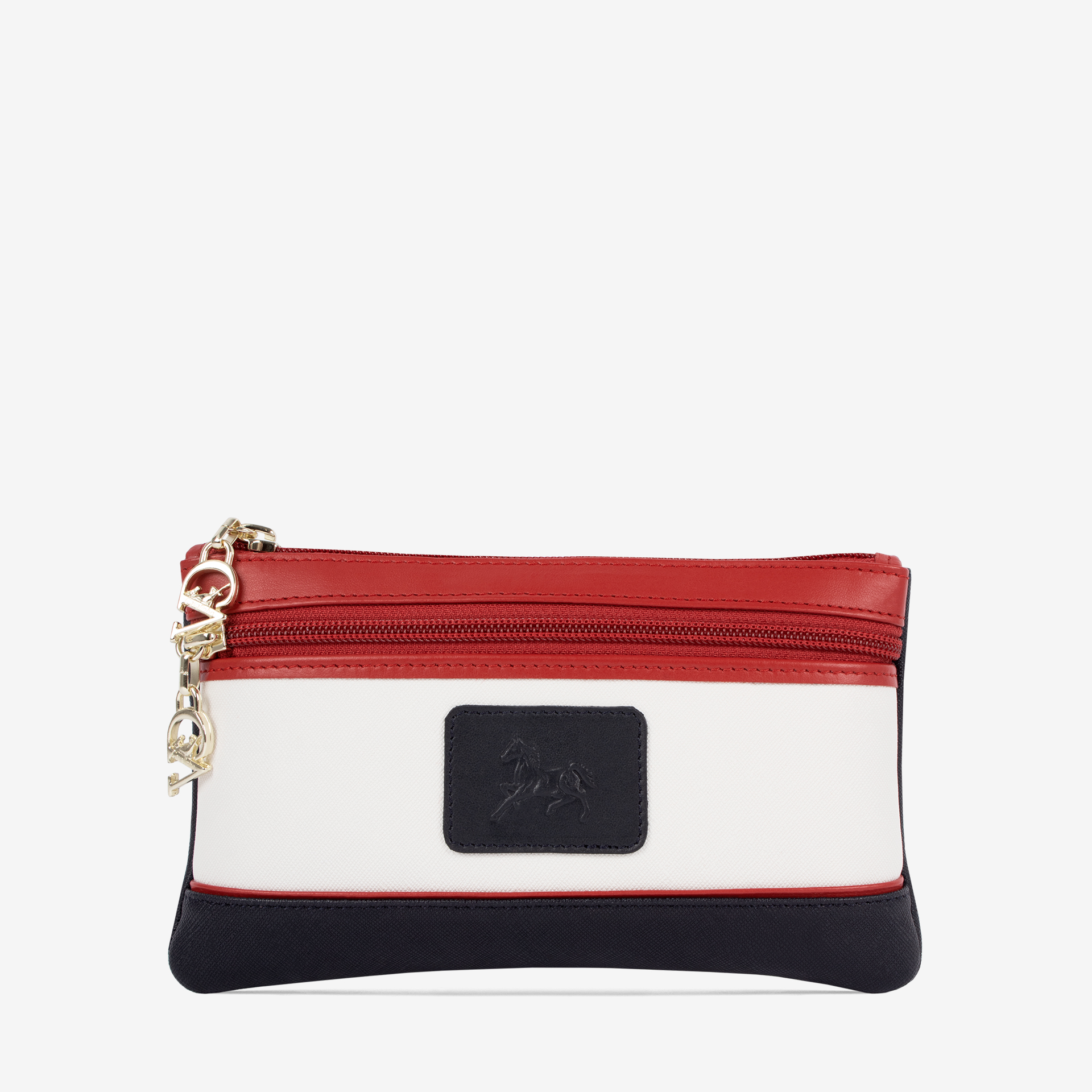 Bolsa Cosméticos Horse By Cavalinho Compacta, com divisões extra para os seus essenciais de beleza ou pequenos objetos. Otimize o espaço e a usabilidade na sua mala.