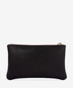 Bolsa Cosméticos Horse By Cavalinho Compacta, com divisões extra para os seus essenciais de beleza ou pequenos objetos. Otimize o espaço e a usabilidade na sua mala.