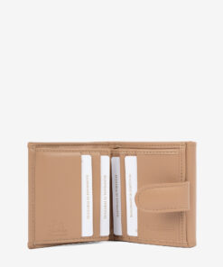 Carteira Cavalinho &nbsp;Di Cavallo Carteira para documentos, tamanho pequeno. Design seguro e pr&aacute;tico, garantindo prote&ccedil;&atilde;o para tudo o que precisa. O modelo mini que surpreende no espa&ccedil;o! Compacta por fora, mas perfeitamente organizada por dentro.