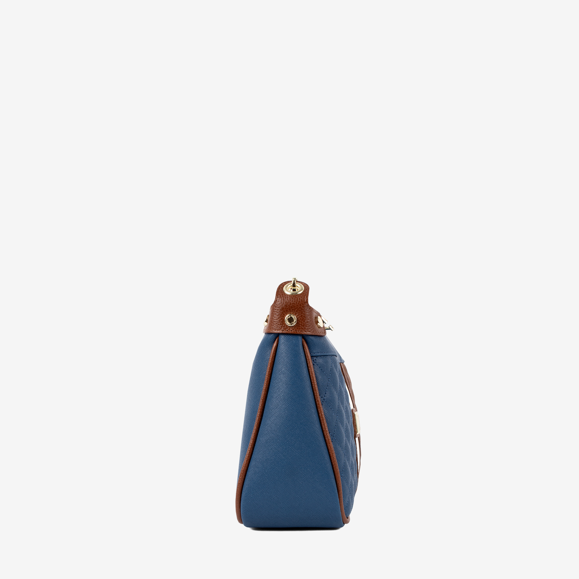 Mala Tiracolo Cavalinho Sublime Leve tudo o que precisa com esta mala de tiracolo elegante. Organize o essencial e mantenha as mãos livres com conforto e segurança. Ideal para manter os seus essenciais organizados e acessíveis. Este modelo tiracolo é perfeito para passeios e encontros casuais. Desfrute de conforto e estilo em cada saída. Adicione um toque de charme aos seus outfits.