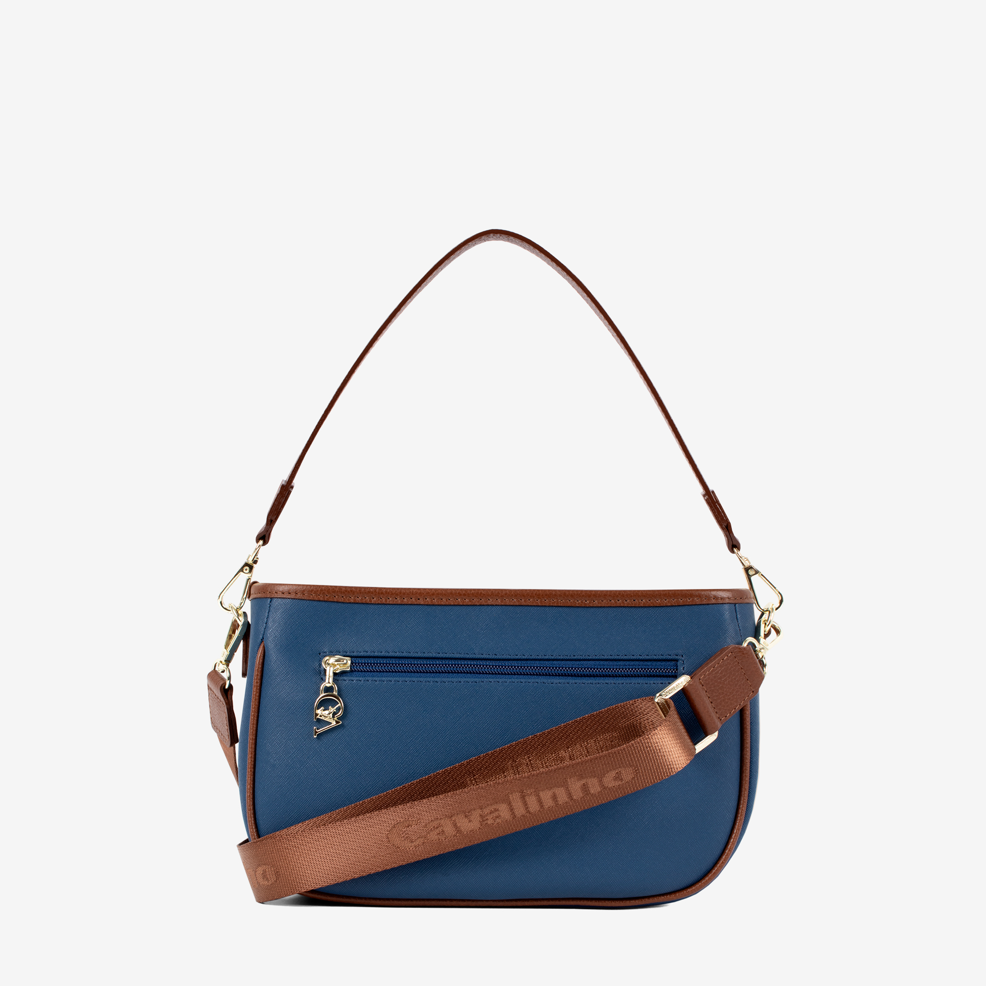 Mala Ombro Cavalinho Sublime Leve tudo o que precisa com esta mala de tiracolo elegante. Organize o essencial e mantenha as mãos livres com conforto e segurança. Ideal para manter os seus essenciais organizados e acessíveis. Este modelo tiracolo é perfeito para passeios e encontros casuais. Desfrute de conforto e estilo em cada saída. Adicione um toque de charme aos seus outfits.