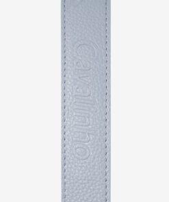 Mala Mão Cavalinho Signature Saco de Cordão Cavalinho: Liberdade e Estilo. Leve o essencial de forma prática e segura, com design leve e fecho de cordão fácil de usar. É o acessório perfeito para os seus dias de passeio, complementando na perfeição os seus conjuntos smart casual ou looks de fim de semana. Da reunião ao café com amigas, este saco de cordão é o toque final que equilibra o prático e o chique.