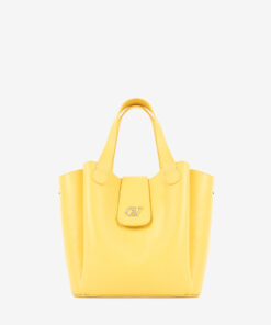 Mala Mão Cavalinho Signature Com um formato estruturado é ideal para organizar os seus essenciais com elegância e de forma prática. Esta mala combina design clássico com detalhes contemporâneos sendo o acessório perfeito para realçar qualquer um dos seus looks, do profissional ao casual chique.