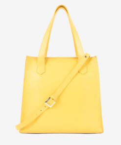 Mala Ombro Cavalinho Signature Encontre a sua shopper bag Cavalinho favorita! Leve tudo o que precisa e organize a sua vida com esta mala de ombro. Combine o estilo icónico da marca com a máxima usabilidade. Viva o seu dia com elegância.