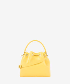 Mala Mão Cavalinho Signature Descubra a Mini Mala de Mão e Tiracolo da Cavalinho. Em amarelo vibrante, com detalhes em dourado e fecho ajustável. O acessório de luxo ideal para o dia a dia ou ocasiões especiais.
