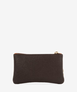 Bolsa Cosméticos Cavalinho Origem Compacta, com divisões extra para os seus essenciais de beleza ou pequenos objetos. Otimize o espaço e a usabilidade na sua mala.
