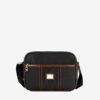 Mala Tiracolo Cavalinho Origem Leve tudo o que precisa com esta mala de tiracolo elegante. Organize o essencial e mantenha as mãos livres com conforto e segurança. Ideal para manter os seus essenciais organizados e acessíveis. Este modelo tiracolo é perfeito para passeios e encontros casuais. Desfrute de conforto e estilo em cada saída. Adicione um toque de charme aos seus outfits.