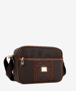 Mala Tiracolo Cavalinho Origem Leve tudo o que precisa com esta mala de tiracolo elegante. Organize o essencial e mantenha as mãos livres com conforto e segurança. Ideal para manter os seus essenciais organizados e acessíveis. Este modelo tiracolo é perfeito para passeios e encontros casuais. Desfrute de conforto e estilo em cada saída. Adicione um toque de charme aos seus outfits.