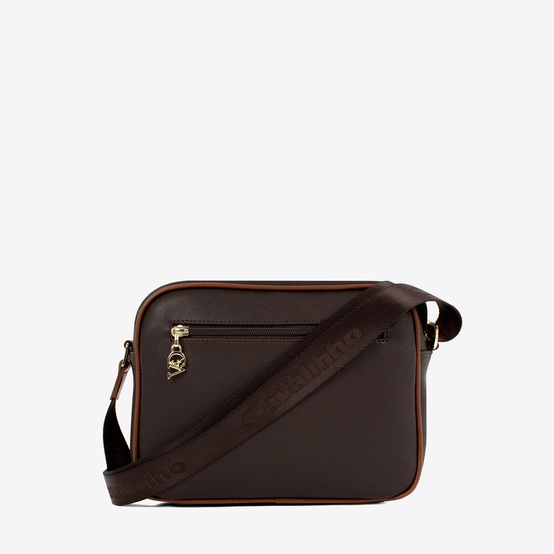 Mala Tiracolo Cavalinho Origem Leve tudo o que precisa com esta mala de tiracolo elegante. Organize o essencial e mantenha as mãos livres com conforto e segurança. Ideal para manter os seus essenciais organizados e acessíveis. Este modelo tiracolo é perfeito para passeios e encontros casuais. Desfrute de conforto e estilo em cada saída. Adicione um toque de charme aos seus outfits.