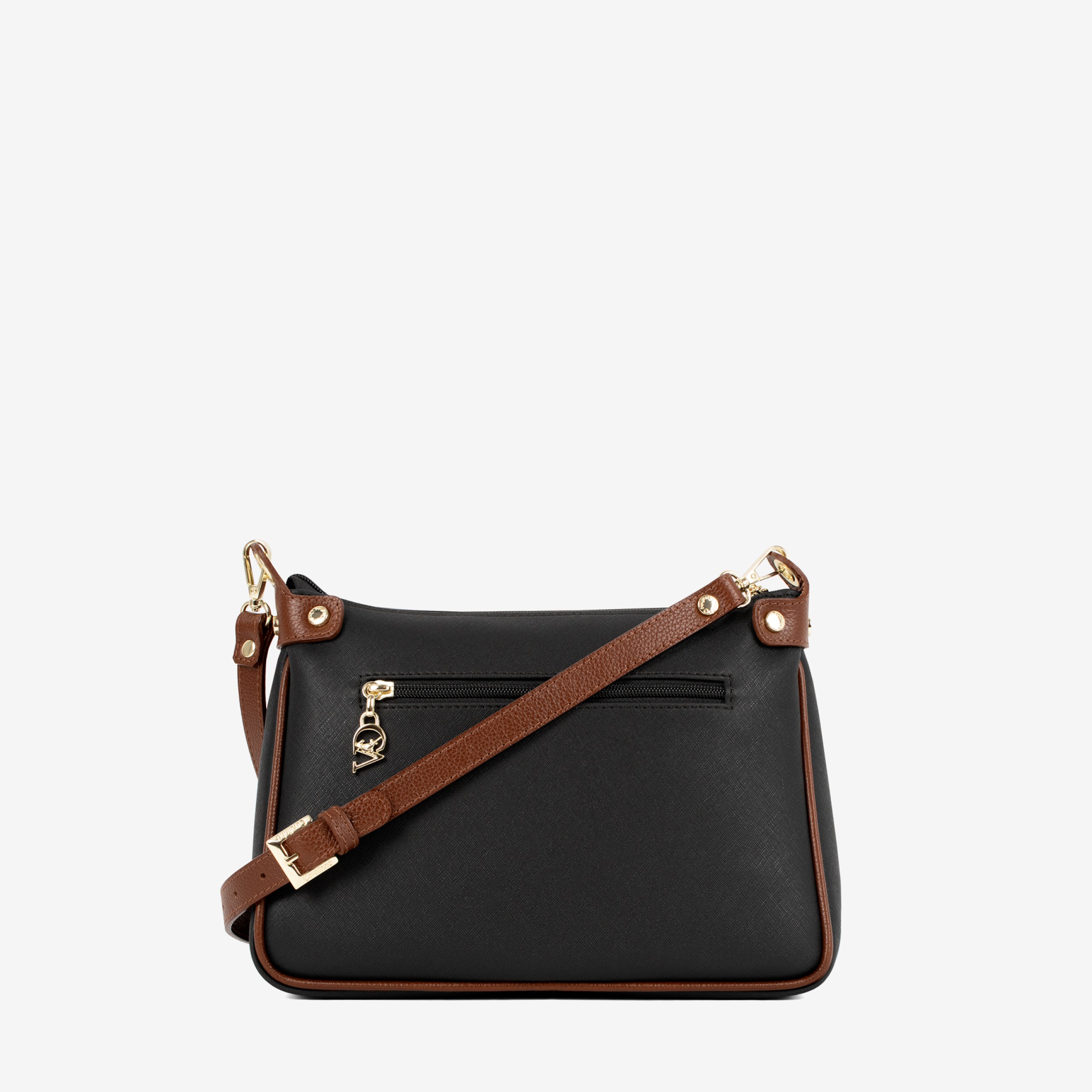 Mala Tiracolo Cavalinho Origem Leve tudo o que precisa com esta mala de tiracolo elegante. Organize o essencial e mantenha as mãos livres com conforto e segurança. Ideal para manter os seus essenciais organizados e acessíveis. Este modelo tiracolo é perfeito para passeios e encontros casuais. Desfrute de conforto e estilo em cada saída. Adicione um toque de charme aos seus outfits.