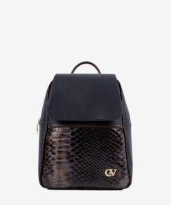 Mochila Cavalinho Memoris Ideal para a mulher que procura um acessório prático e elegante. Esta mochila combina design moderno com a qualidade inconfundível da marca. Perfeita para o dia a dia na cidade, para um passeio ou para adicionar um toque de estilo distinto ao seu look casual-chique.