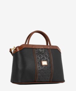 Mala Mão Cavalinho Origem Com um formato estruturado é ideal para organizar os seus essenciais com elegância e de forma prática. Esta mala combina design clássico com detalhes contemporâneos sendo o acessório perfeito para realçar qualquer um dos seus looks, do profissional ao casual chique.