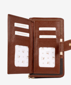 Carteira Cavalinho  Sublime O acessório de moda que faltava! Carteira para documentos, tamanho grande. Design seguro e prático, garantindo proteção para tudo o que precisa.O seu estilo nunca foi tão prático!