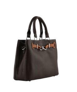 Mala Mão Francinel Descubra a mala de mão Francinel. Design sofisticado com costuras contrastantes e pormenor frontal elegante. Ideal para o dia a dia. Compre já!