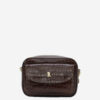 Mala Tiracolo Rufel Mala de tiracolo Rufel em textura croco com bolso exterior frontal de acesso rápido. Ideal para manter o telemóvel e chaves sempre à mão com total facilidade. Alça de tiracolo confortável que garante praticidade, segurança e mãos livres para a sua rotina.