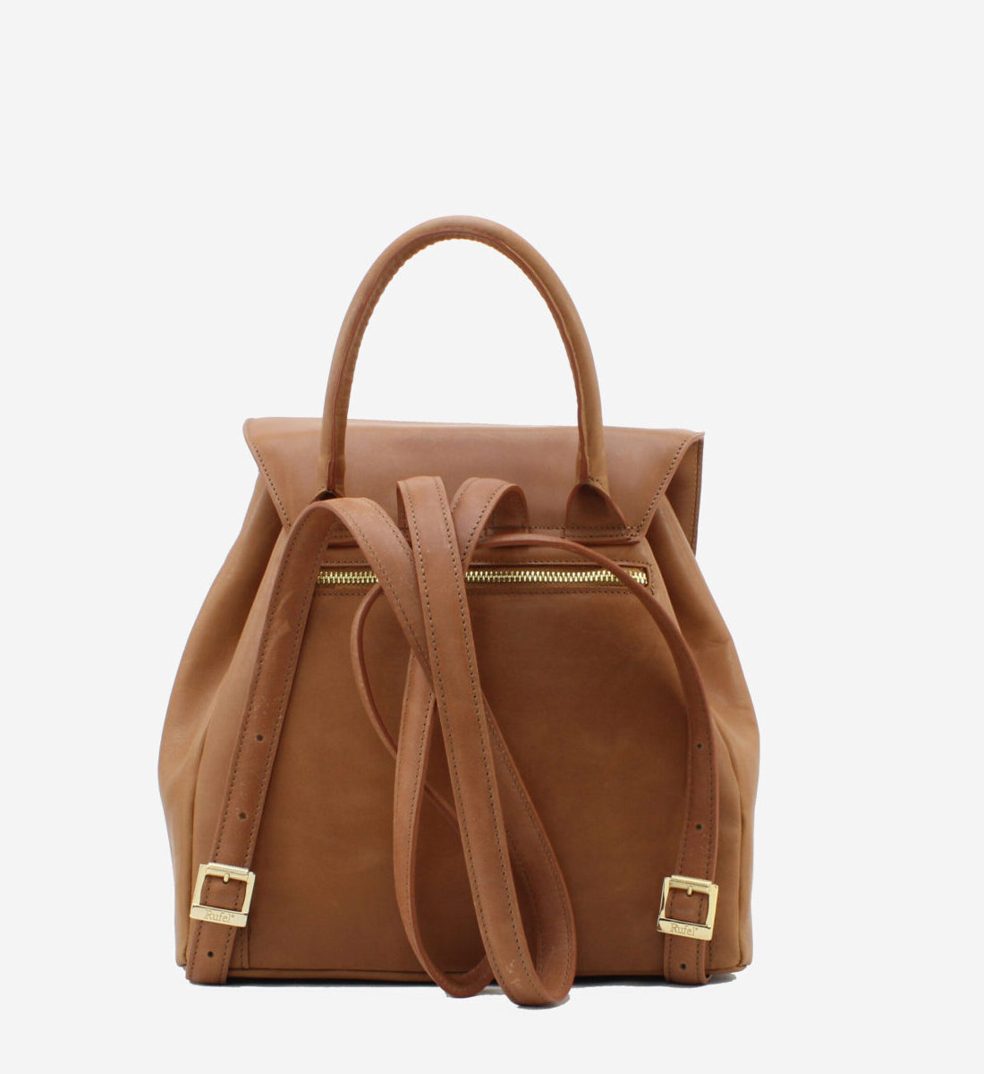 Mochila Rufel Mochila Rufel com ajuste por cordão e aba magnética. A solução perfeita para manter as mãos livres e os pertences organizados com total conforto no dia a dia.